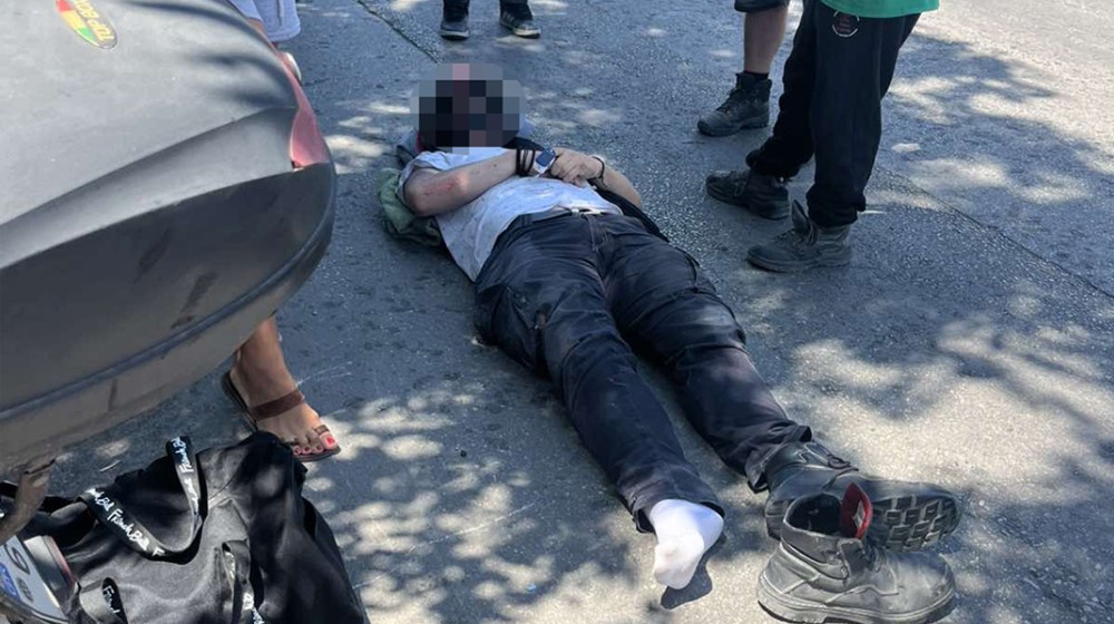 ΒΑΣΙΛΙΚΟ: Αυτοκίνητο ...κλάδεψε μηχανή -Τραυματίστηκε ο οδηγός της