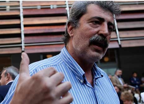 ΠΟΛΑΚΗΣ: Νοσταλγούς της Χούντας αποκάλεσε τους χιλιάδες Ελληνες του συλλαλητηρίου