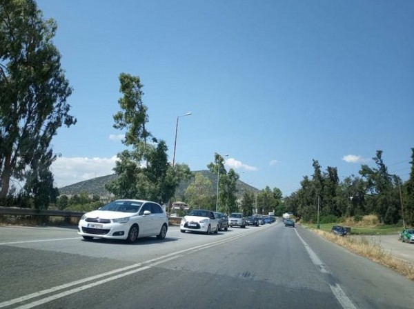 ΧΑΛΚΙΔΑ: Αυξημένη η κίνηση των οχημάτων στον κόμβο του Αγίου Στεφάνου