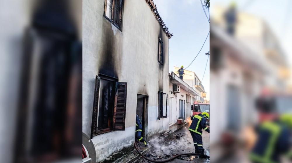 ΨΑΧΝΑ: Κάηκε ολοσχερώς σπίτι από πυρκαγιά