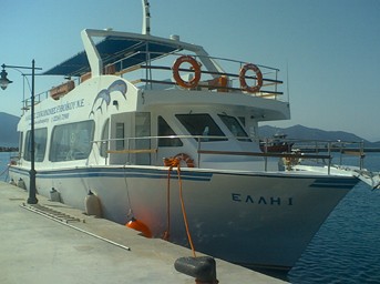 Να φύγουν τα τουριστικά πλοία από το Ψαροπούλι