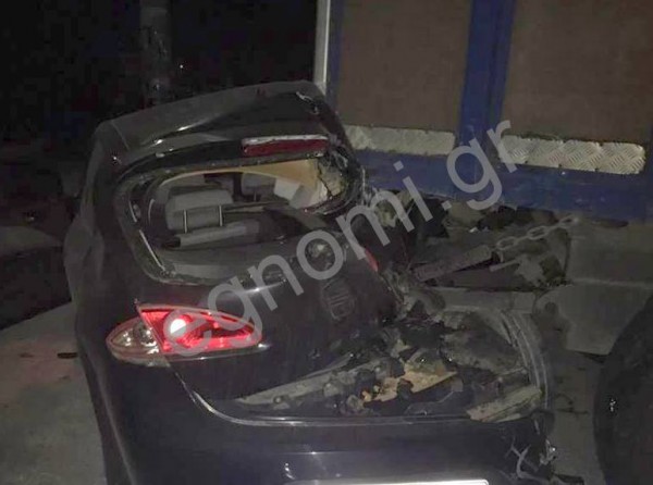 Σοκαριστικό τροχαίο ατύχημα στο δρόμο Χαλκίδα-Βασιλικό