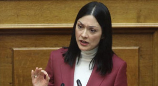 Στη Χαλκίδα η Νάντια Γιαννακοπούλου