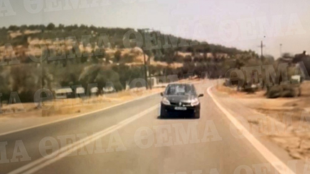 Αυτοκίνητο που οδηγούσε πρώην νομάρχης μπήκε στο αντίθετο ρεύμα και συγκρούστηκε μετωπικά με άλλο ΙΧ (VIDEO)