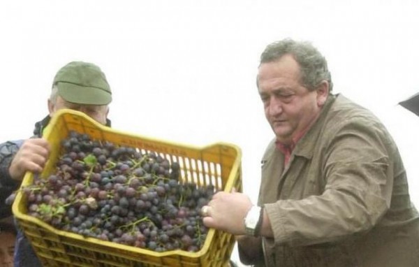Έφυγε από τη ζωή ο εμβληματικός αγροτοσυνδικαλιστής Θανάσης Νασίκας