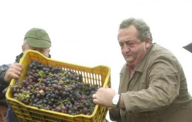 Έφυγε από τη ζωή ο εμβληματικός αγροτοσυνδικαλιστής Θανάσης Νασίκας