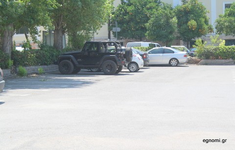 Άνοιξε πάλι για τους οδηγούς το πάρκινγκ στην αρχή της Αβάντων