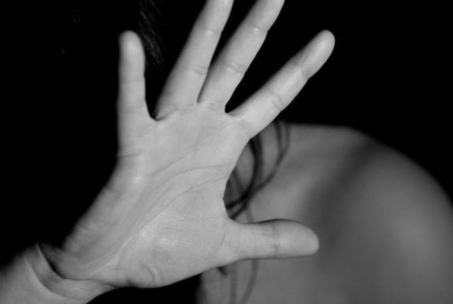 33χρονος παρενόχλησε 15χρονη - Την προστάτευσαν οι συμμαθητές της