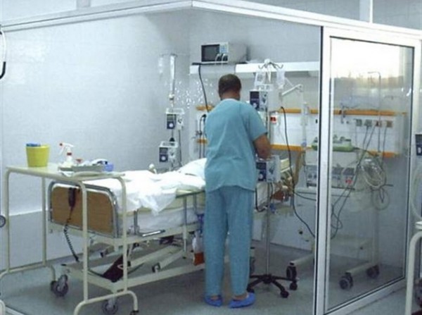Συναγερμός στην Ελλάδα: Τέσσερις νεκροί από το φονικό μύκητα Candida Auris