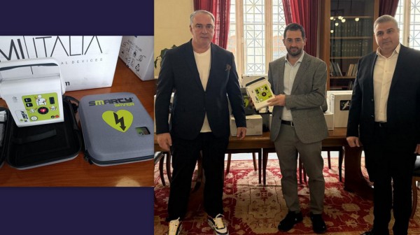 Με 25 νέους απινιδωτές εξοπλίζονται τα γήπεδα της Στερεάς Ελλάδας