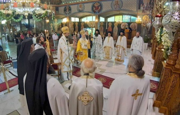 ΑΡΤΑΚΗ: Δύο Αρχιερείς στην μεγάλη γιορτή των Δώδεκα Αποστόλων