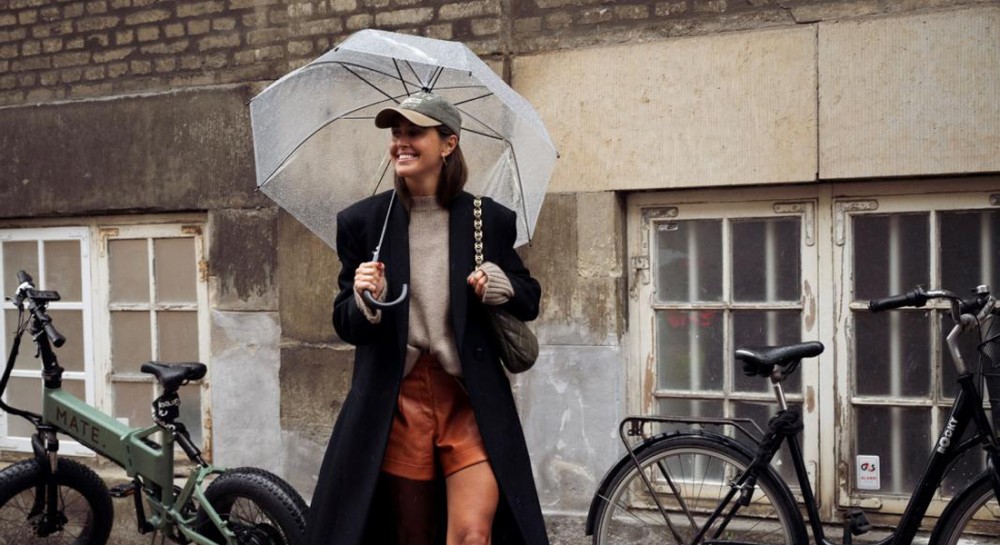 Γιατί δεν πρέπει το νερό της βροχής να φτάσει στα μαλλιά σου;