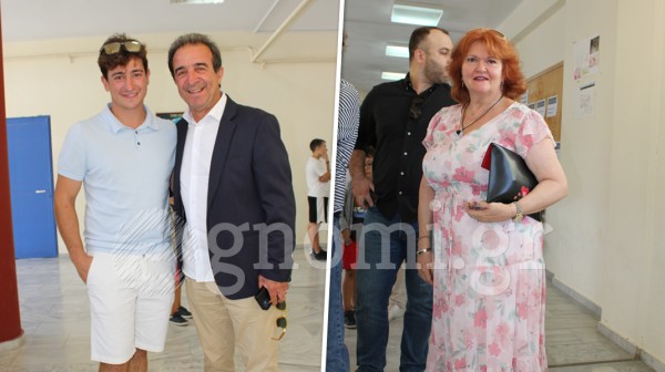 Οι άντρες στο ...ψάξιμο και η μαμά στην ουρά