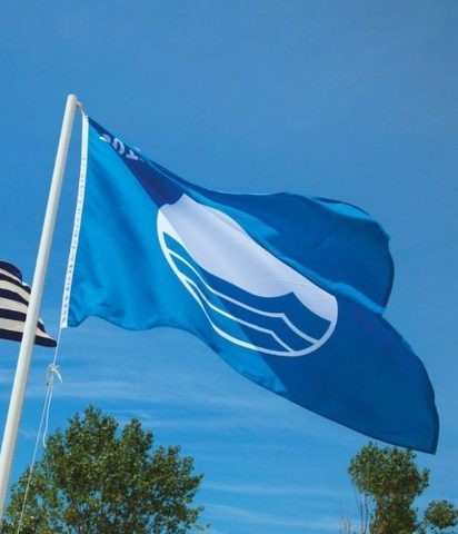 Πήραν πίσω όλες τις γαλάζιες σημαίες από τη Ζάκυνθο