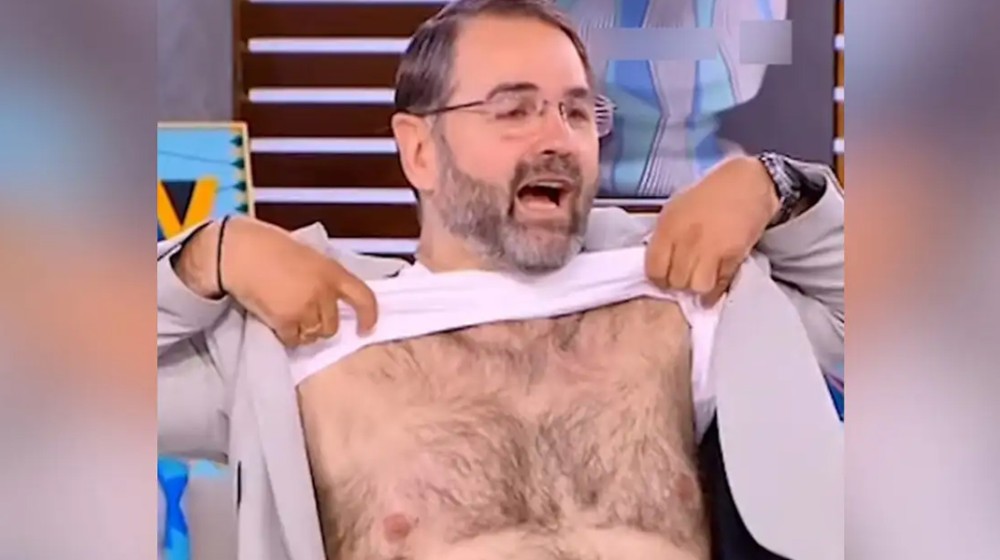Ο αστυνομικός αναλυτής Σταύρος Μπαλάσκας ...ξεγυμνώθηκε στην εκπομπή του Λιάγκα (VIDEO)