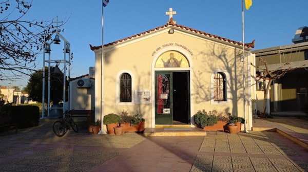 ΕΡΕΤΡΙΑ: Πανηγυρίζει ο ναός της Παναγίας Παραβουνιώτισσας