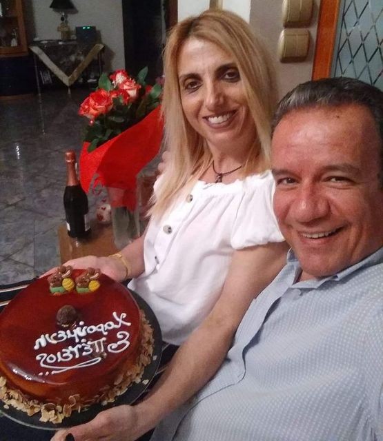 Γιόρτασε την επέτειο γάμου στο σπίτι του ο Σταύρος Μακαρίου