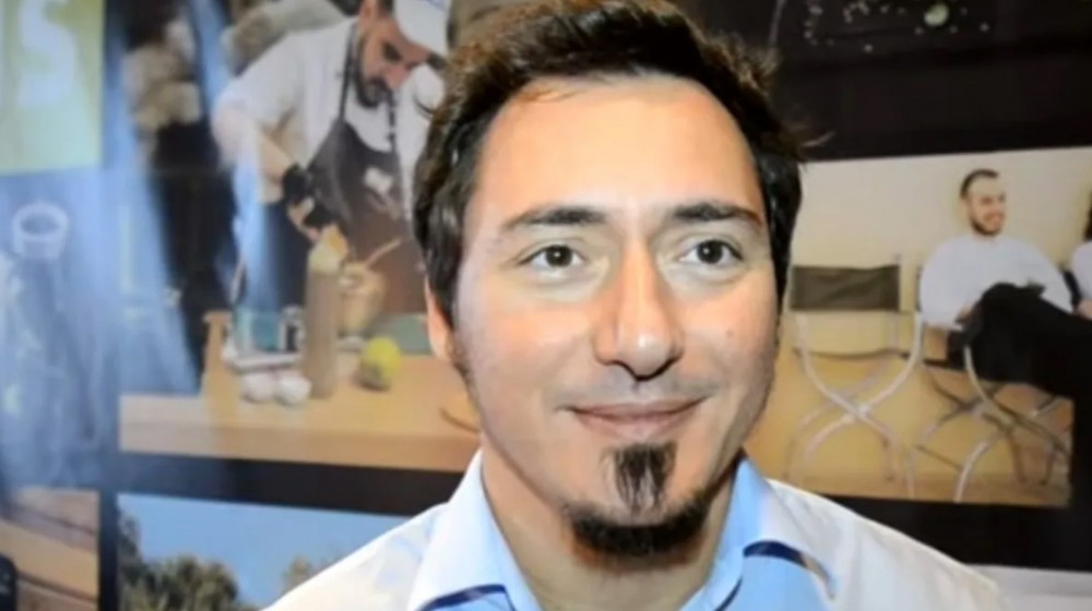    44       -   
