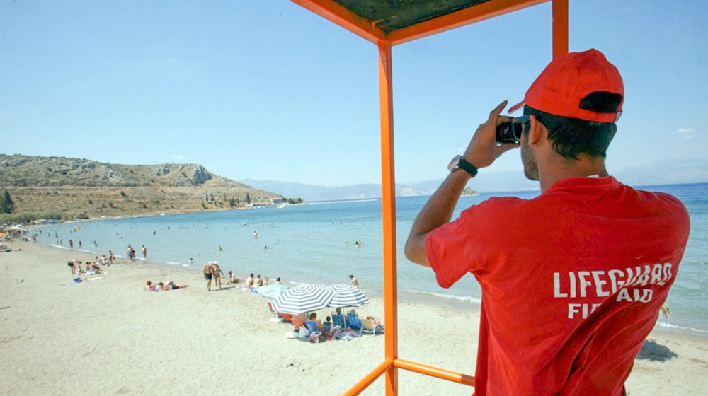 Ναυαγοσώστες σε 3 παραλίες του Δήμου Χαλκιδέων