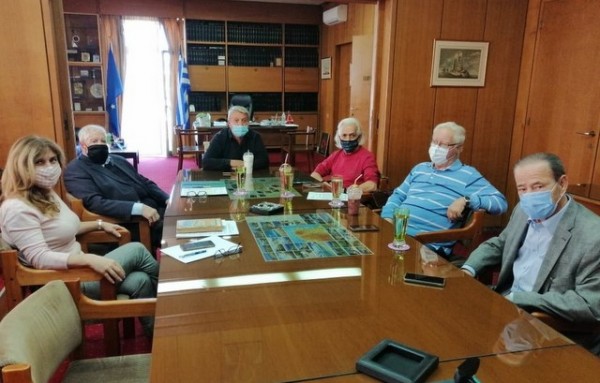 ΔΗΜΟΚΡΙΤΟΣ-ΧΑΛΚΙΔΑ: Τρεις επίτιμοι πρόεδροι του Επιμελητηρίου ζητούν να αναβιώσει η Τεχνική Σχολή