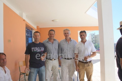 Συγκυβέρνηση από ...δεξιά