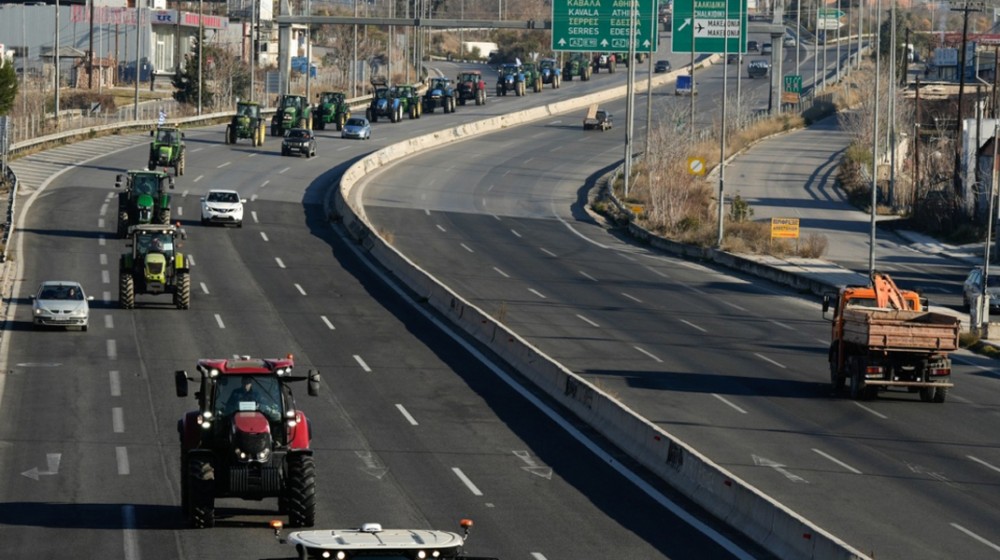 Ξεκίνησε η κάθοδος των αγροτών - Θα διανυκτερεύσουν στο Κάστρο Βοιωτίας