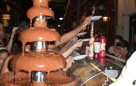 Εορταστική εκδήλωση για παιδιά στην οδό Πινδάρου