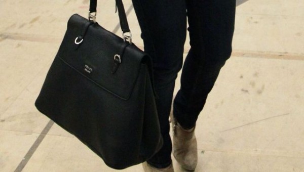 Γνωστή Συριζαία πήγε στο συνέδριο με Prada