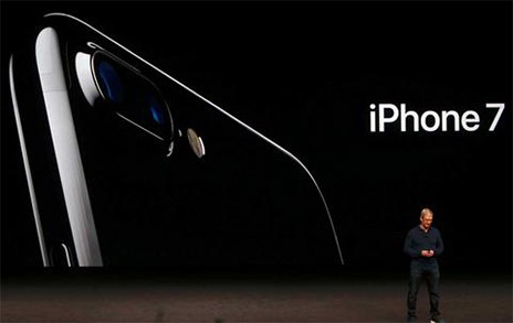 Στην Ελλάδα τον Οκτώβριο τα νέα iPhone