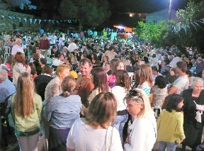 Παραδοσιακό γλέντι στην Κάτω Στενή