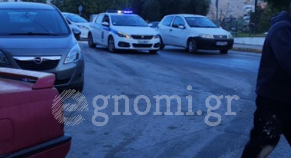 ΟΔΗΓΟΙ ΠΡΟΣΟΧΗ: Γέμισε λάδια ο δρόμος στο Αλωνάκι