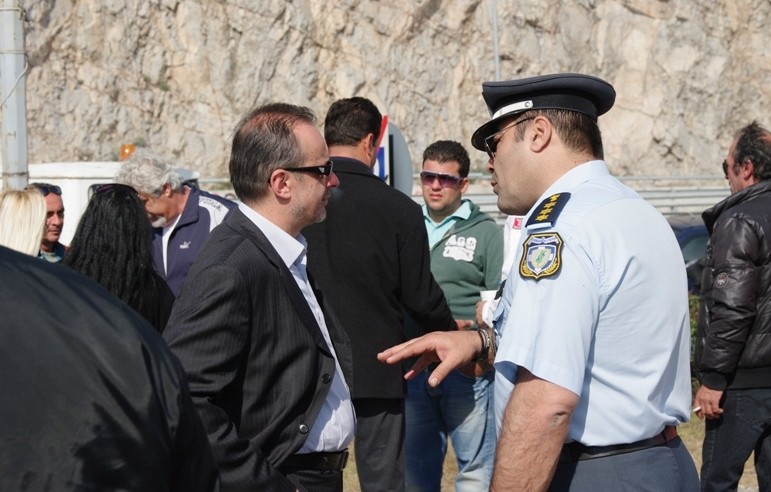 Προσχώρησε στη Σχολή Γκλέτσου