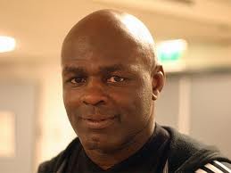 Και ο Ernesto Hoost στη βραδιά των Μονομάχων
