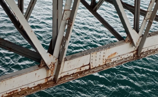 ΧΑΛΚΙΔΑ: Η γέφυρα του Ευρίπου χρειάζεται συντήρηση