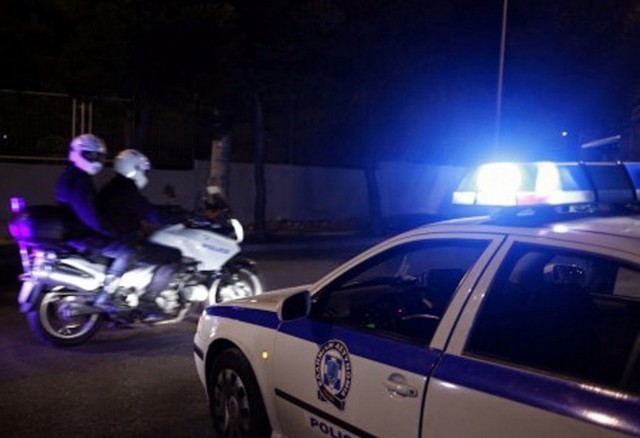 Σεκιουριτάς κράτησε δεμένη τη σύντροφό του στο αυτοκίνητο για πάνω από 20ώρες