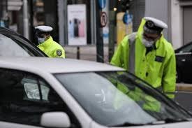 Βροχή τα πρόστιμα για μάσκα και έντυπο μετακίνησης