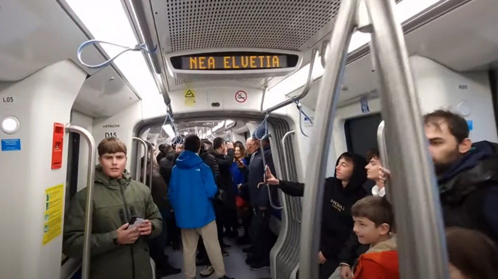 Μετρό Θεσσαλονίκης: Οι πρώτες αντιδράσεις πολιτών μόλις μπήκαν στους συρμούς (VIDEO)