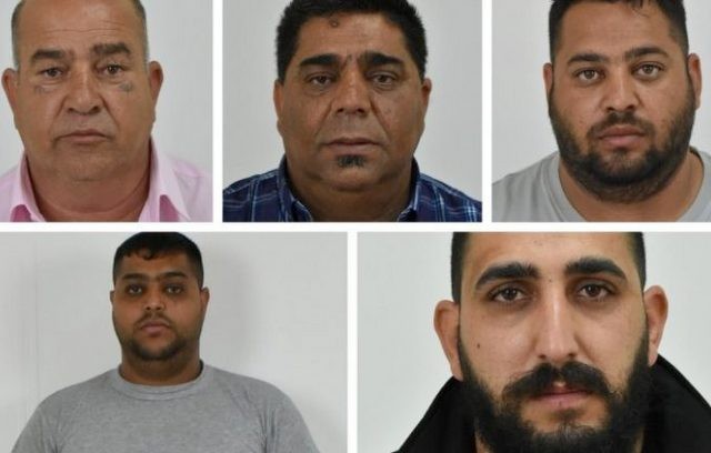 Αυτά είναι τα λαμόγια που παρίσταναν τους τεχνικούς της ΔΕΗ και κατάκλεψαν ηλικιωμένους