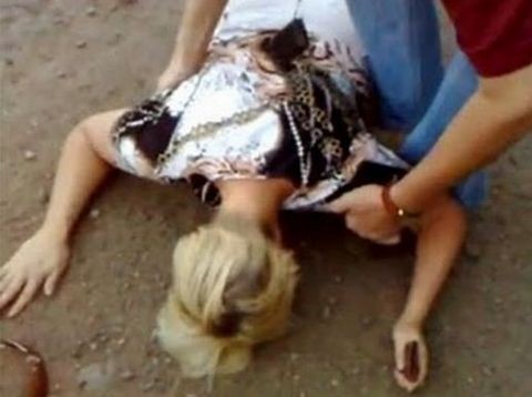Άρπαζαν χρυσές αλυσίδες από το λαιμό γυναικών