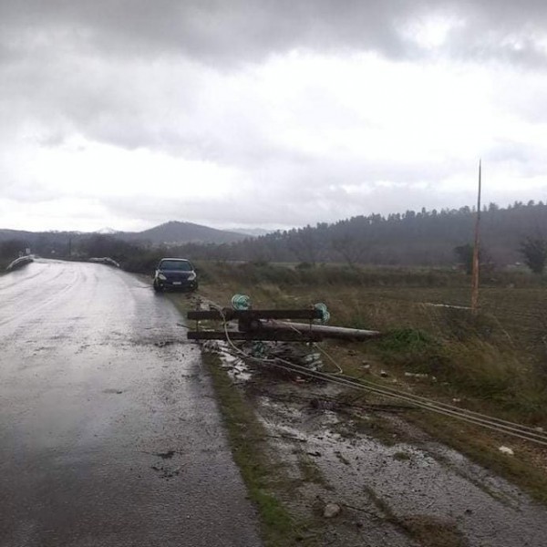 ΜΑΝΤΟΥΔΙ-ΠΡΟΚΟΠΙ: Χωρίς ρεύμα όλα τα νοικοκυριά