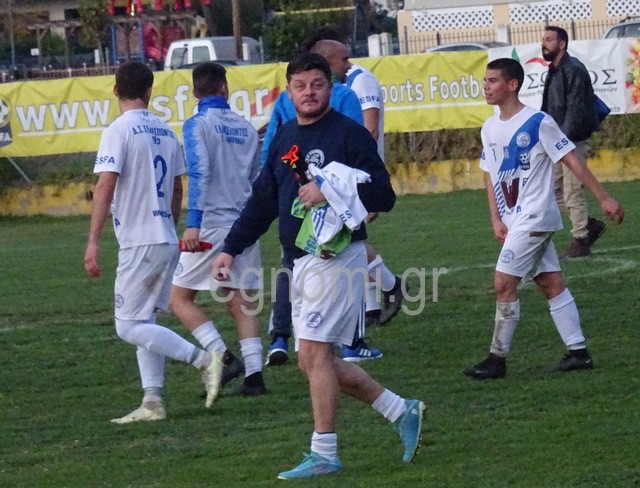 ΝΗΛΕΑΣ ΝΕΟΧΩΡΙΟΥ-ΕΛΛΗΣΠΟΝΤΟΣ 1-1: Ο γκολκίπερ Τόρα έπαιξε φορ και χάρισε τον βαθμό στην ομάδα του!