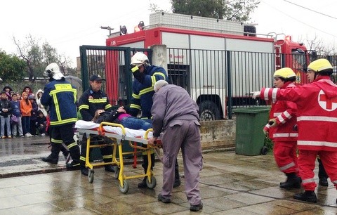 Μαθητές τραυματίες από σεισμό στο Γυμνάσιο Γυμνού