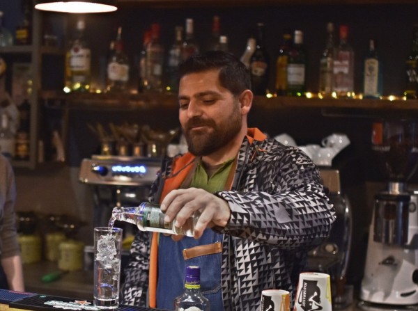 MAM CAFE: Γιορτές με την καλύτερη διάθεση και χαμόγελα από τον Κώστα Τουλούμη