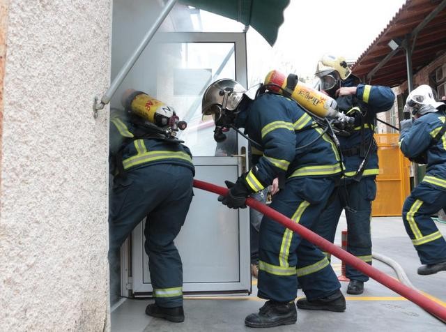 Άρπαξε φωτιά σε εστιατόριο στο Παλαιοχώρι του Δήμου Αμφίκλειας - Ελάτειας