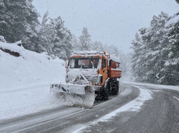 ΚΑΚΟΚΑΙΡΙΑ -ΕΥΒΟΙΑ: Αυτή είναι η κατάσταση στο οδικό δίκτυο του νομού