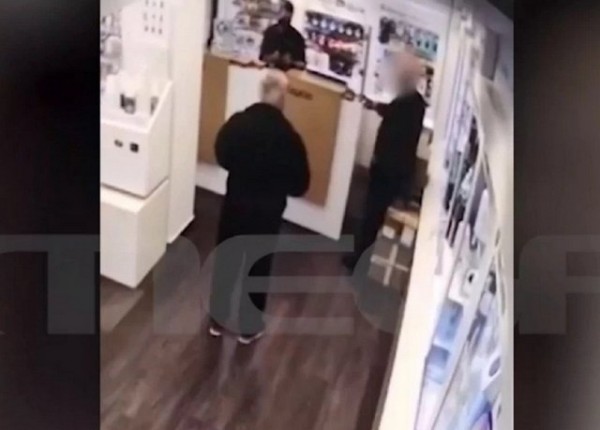 ΚΥΠΑΡΙΣΣΙΑ: Βίντεο σοκ με τη στιγμή της δολοφονίας του 39χρονου καταστηματάρχη