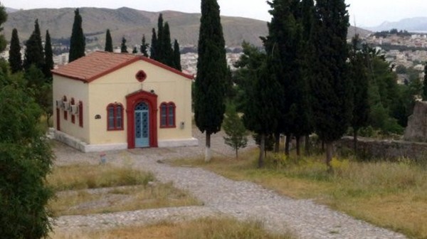 ΧΑΛΚΙΔΑ: Βανδαλισμός στο παρεκκλήσιο του προφήτη Ηλία στο Κάστρο του Καράμπαμπα