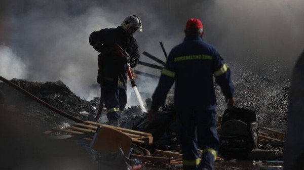 ΕΥΒΟΙΑ: Αποθήκη στο υπόγειο σπιτιού τυλίχτηκε στις φλόγες στην περιοχή της Άτταλης