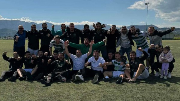 Το τρελό όνειρο των Κοσκίνων, το θαύμα της Αθλόπολις, ο κίλερ Ζουζουλής και ο Μιαούλης που ράβει κοστούμι τίτλου