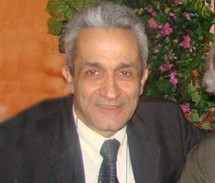 Κάνει ποίημα τη ζωή
